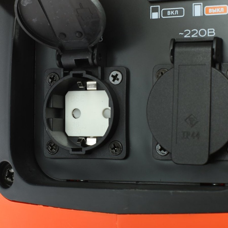Patriot 2700i, 220 В, 2.5кВт (474101040)