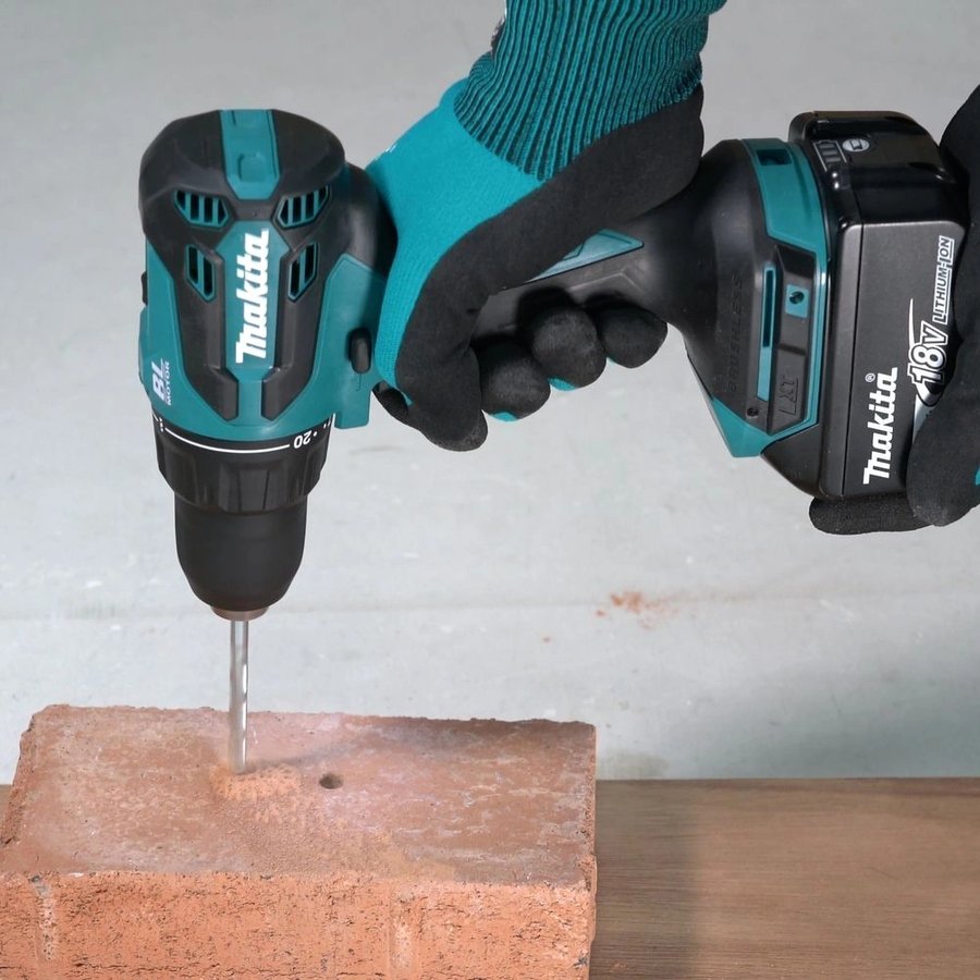Makita DHP490F005, 3Ач, с одним аккумулятором