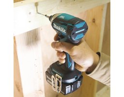 Makita DTD154Z без АКБ, без ЗУ