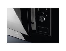 Electrolux LMS2203EMX 20л. 700Вт (Черный)